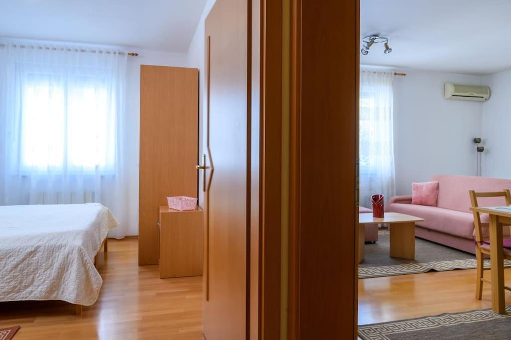 Apartment Sunce Пула Екстер'єр фото
